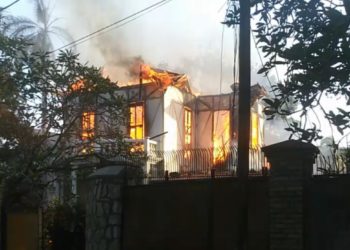 Désintox: non, le local du RNDDH n’a pas été incendié par les membres du G9